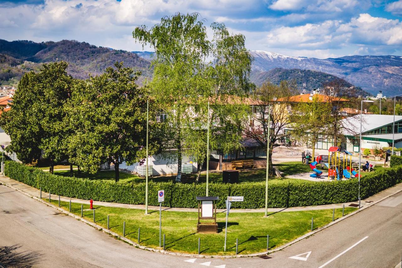 Appartamento Borgo Peschiere Маниаго Екстериор снимка